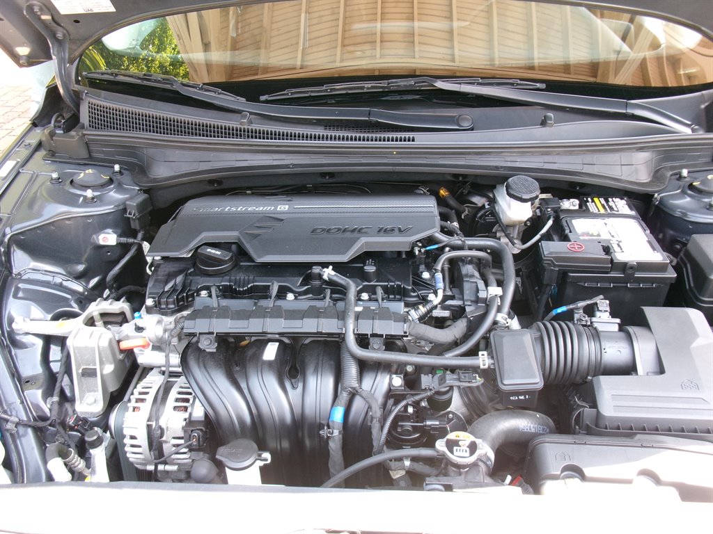 2023 Hyundai Elantra - $15,995