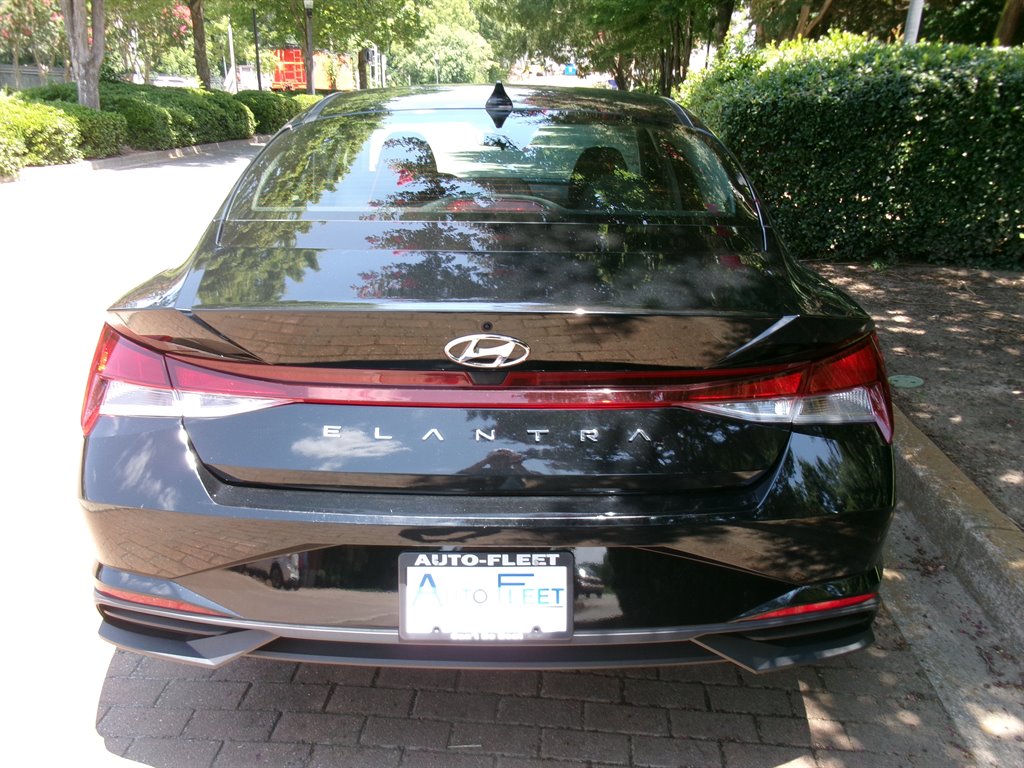 2023 Hyundai Elantra - $15,995