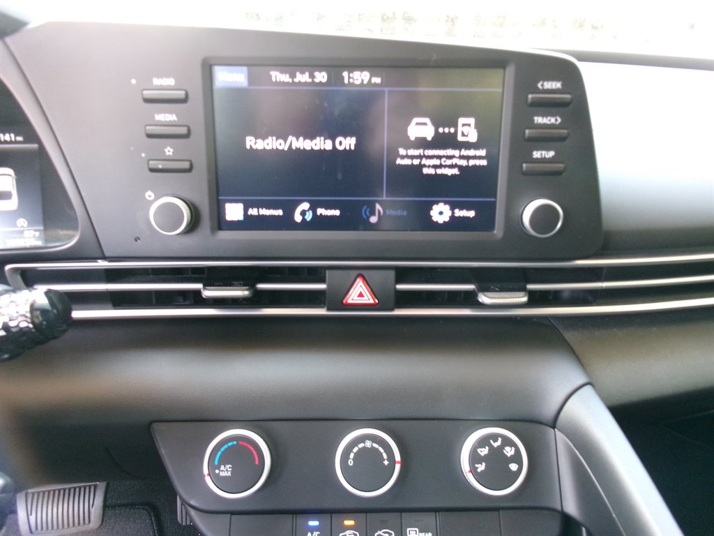 2023 Hyundai Elantra - $15,995