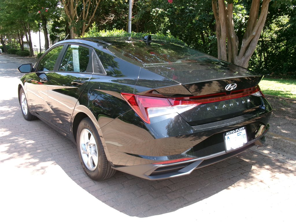 2023 Hyundai Elantra - $15,995