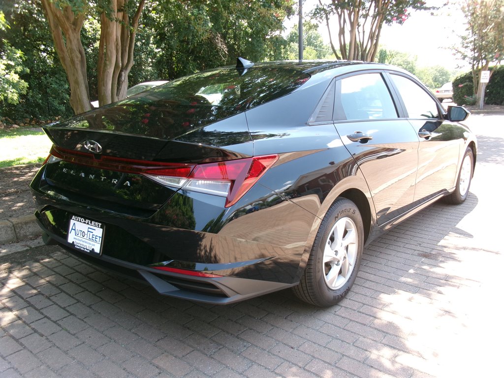 2023 Hyundai Elantra - $15,995