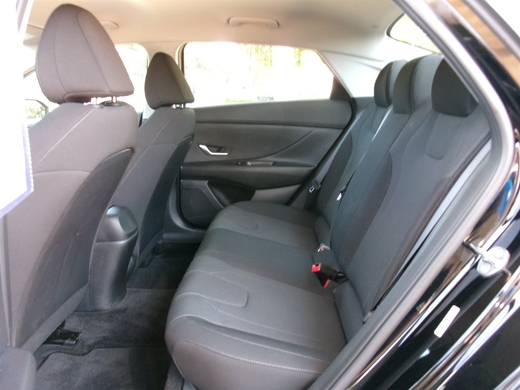 2023 Hyundai Elantra - $15,995