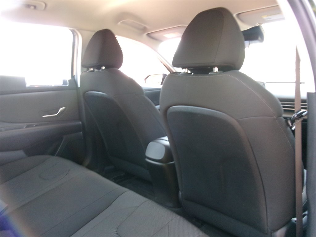 2023 Hyundai Elantra - $15,995