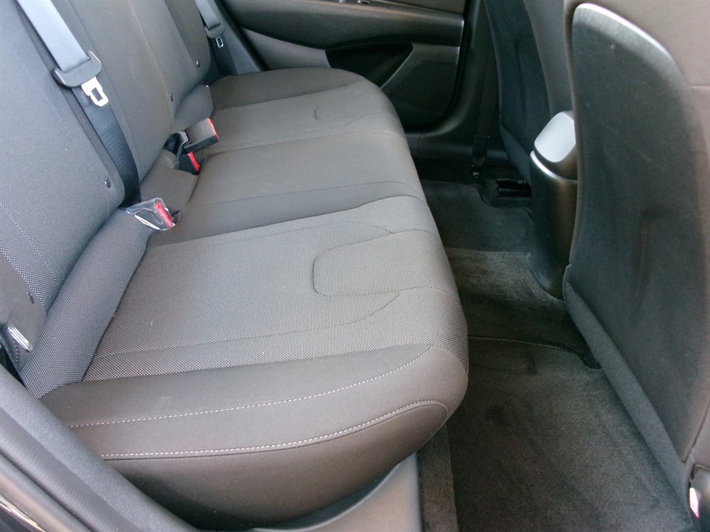 2023 Hyundai Elantra - $15,995