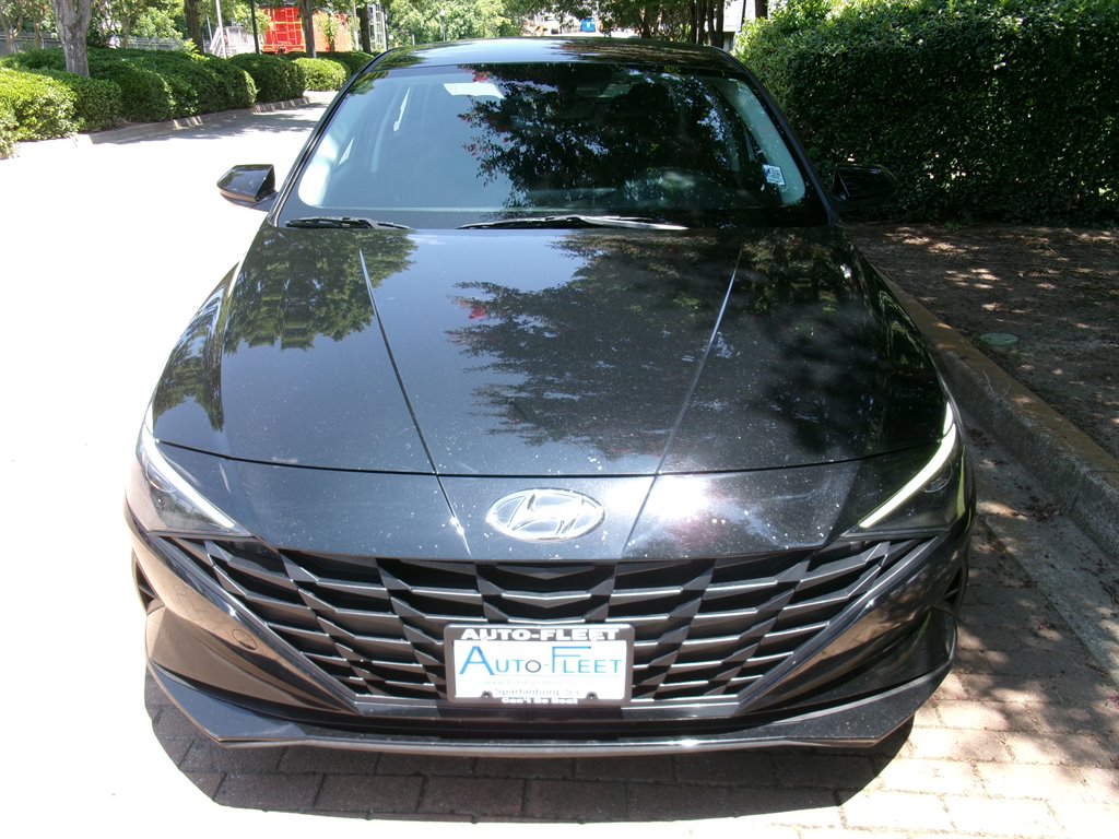 2023 Hyundai Elantra - $15,995
