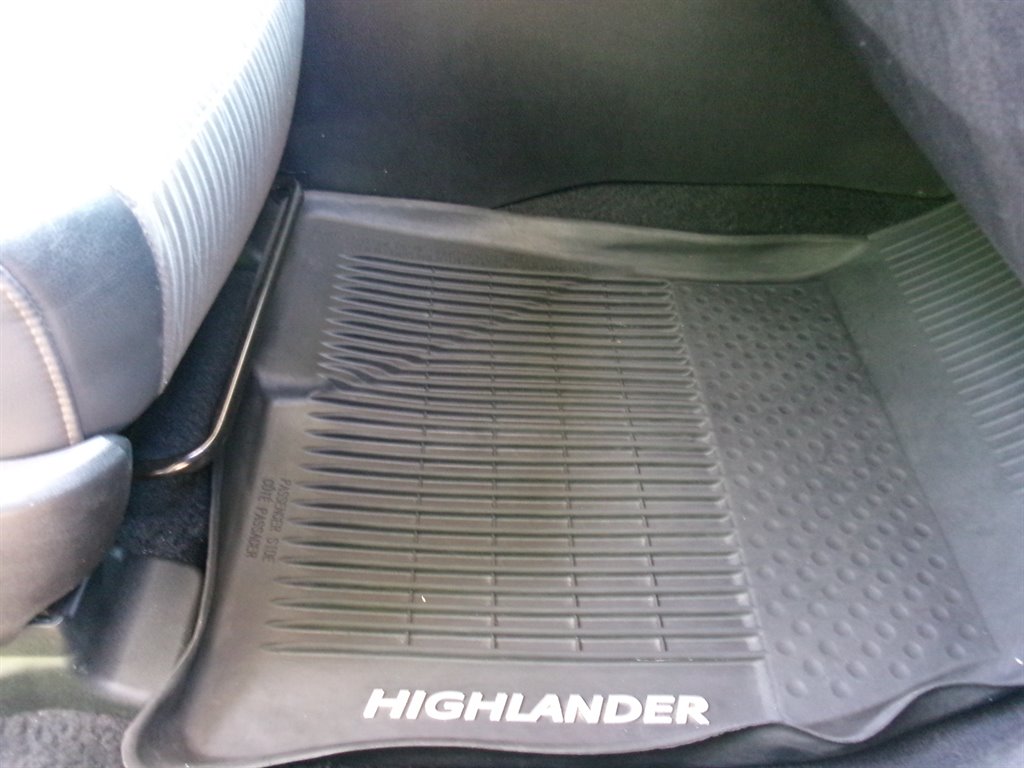 2019 Toyota Highlander - $14,995