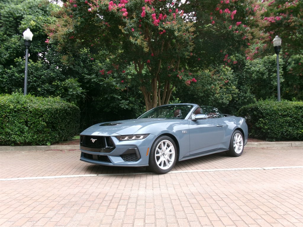 2025 Ford Mustang - $54,990