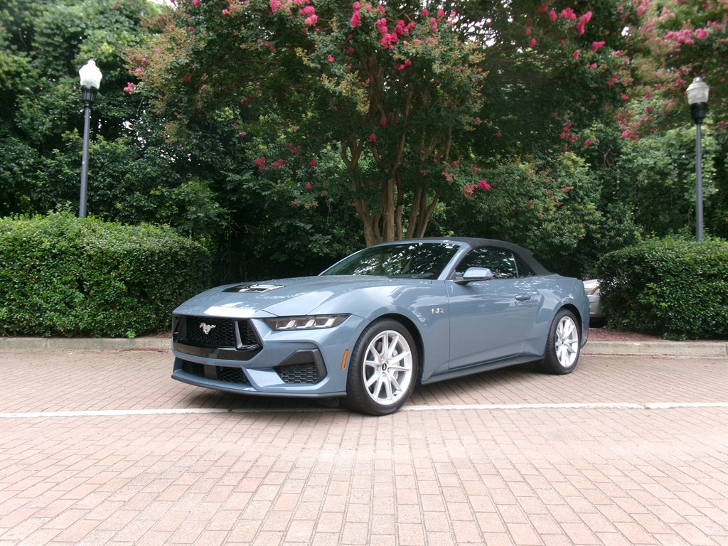 2025 Ford Mustang - $54,990