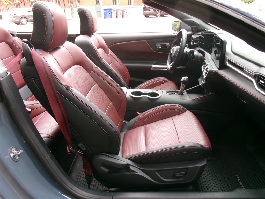 2025 Ford Mustang - $54,990