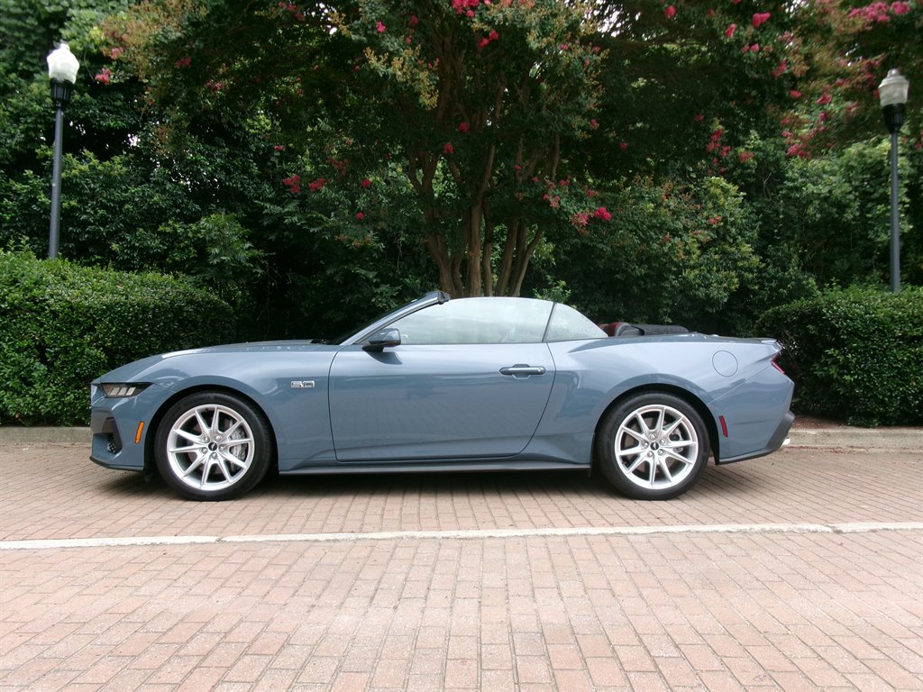 2025 Ford Mustang - $54,990