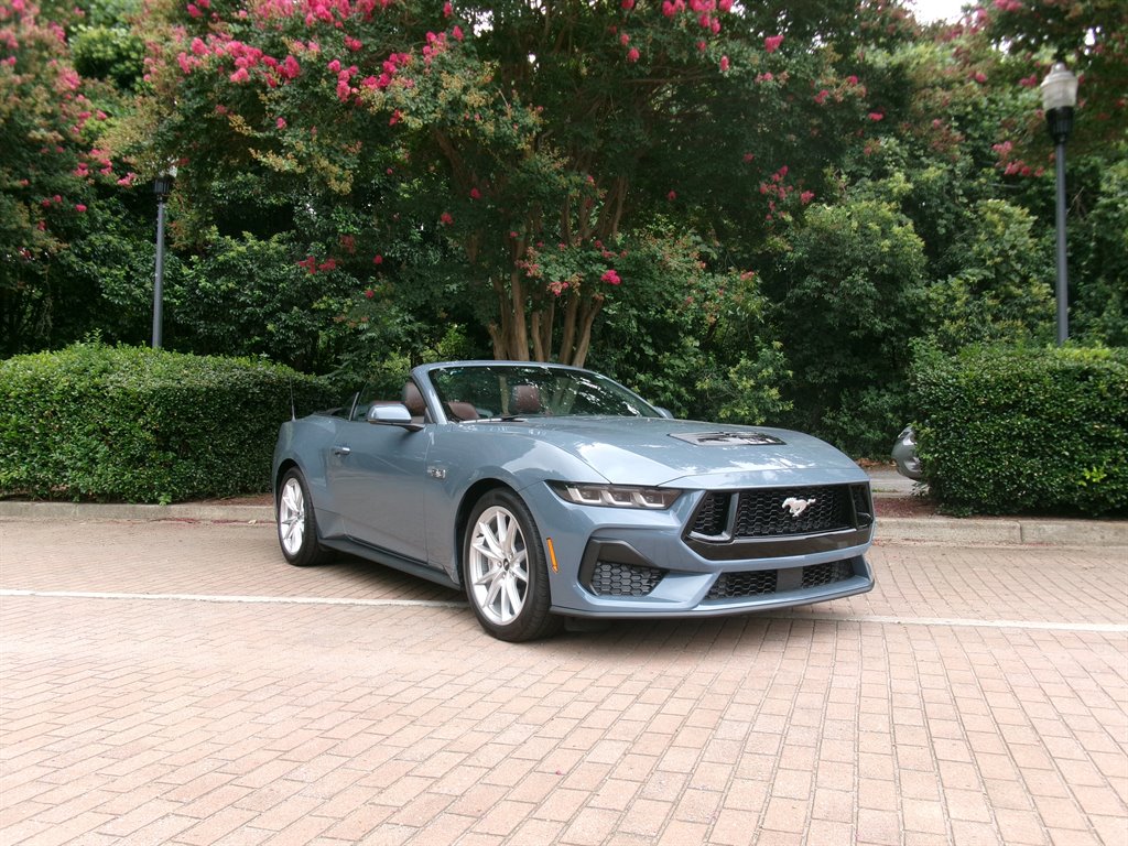 2025 Ford Mustang - $54,990