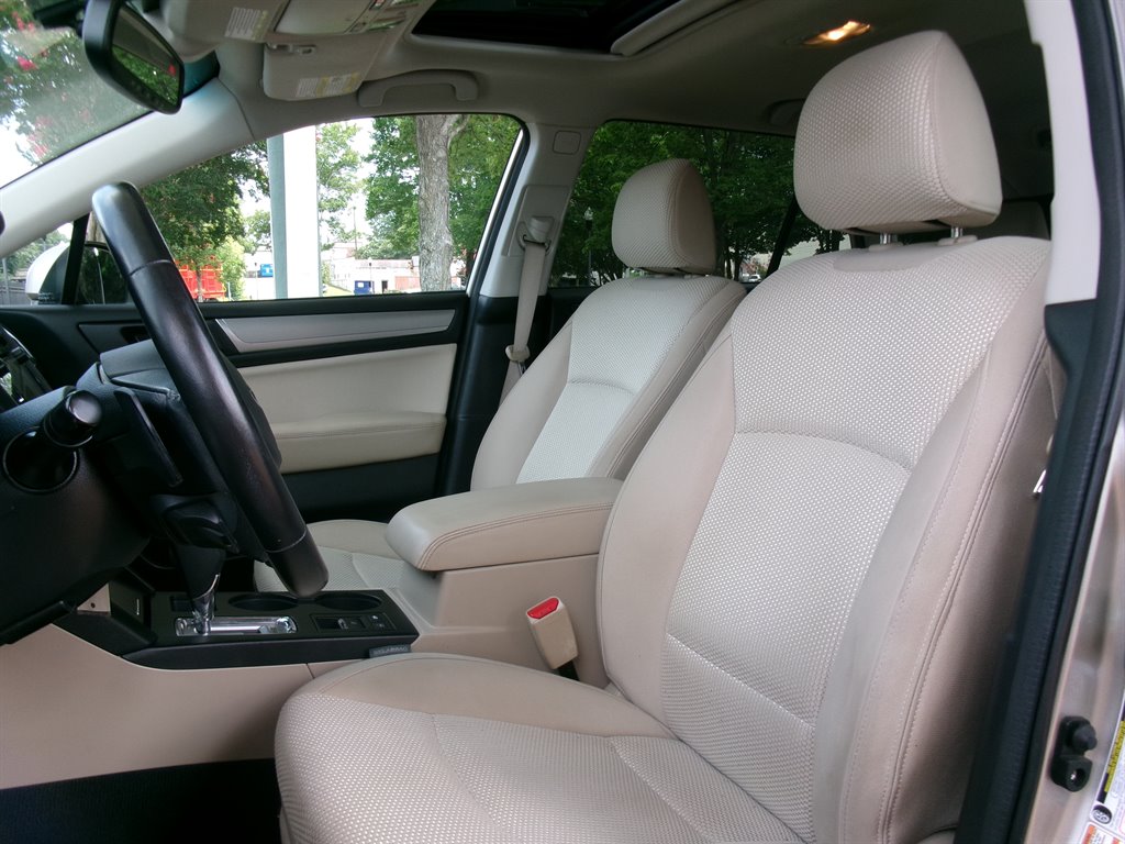 2016 Subaru Outback - $13,995