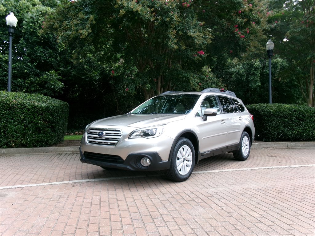 2016 Subaru Outback - $13,995