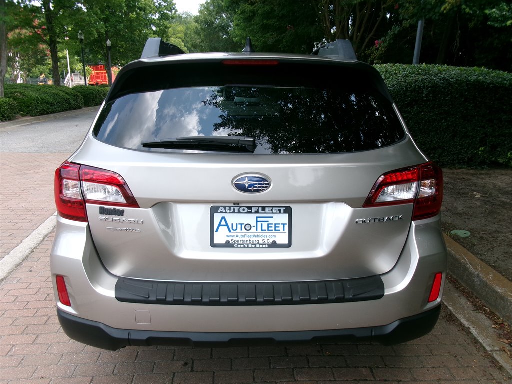 2016 Subaru Outback - $13,995