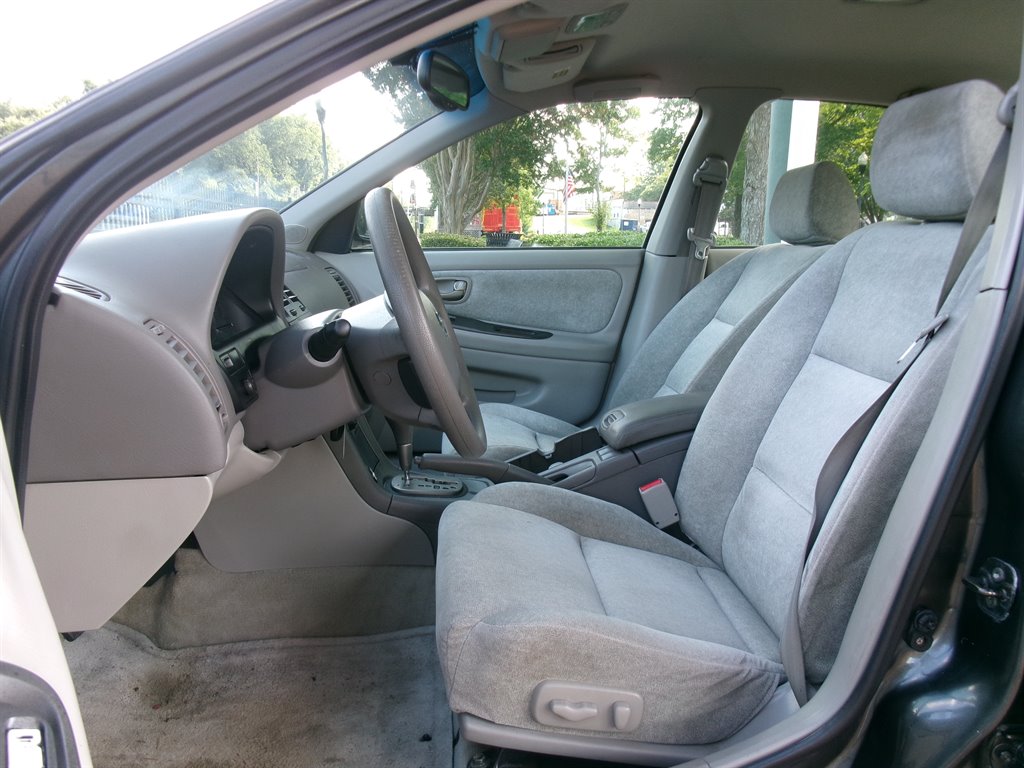 2003 Nissan Maxima - $4,995