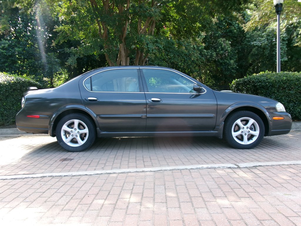 2003 Nissan Maxima - $4,995