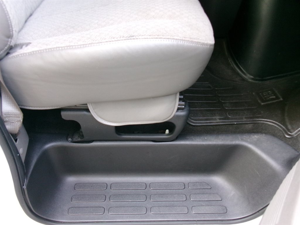 2015 Chevrolet Express - $21,995
