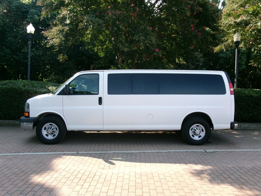 2015 Chevrolet Express - $21,995