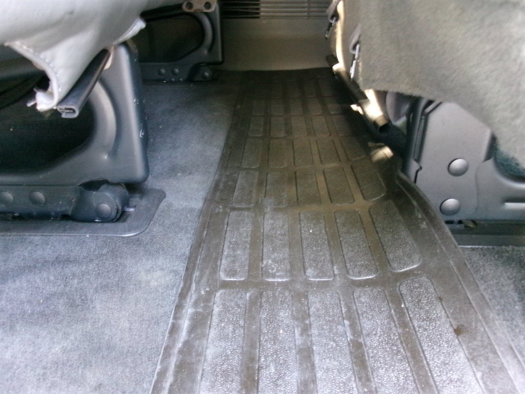 2015 Chevrolet Express - $21,995