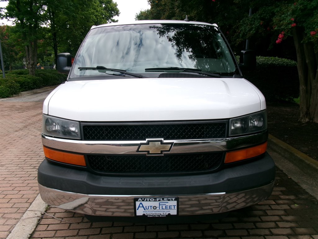 2016 Chevrolet Express - $22,995