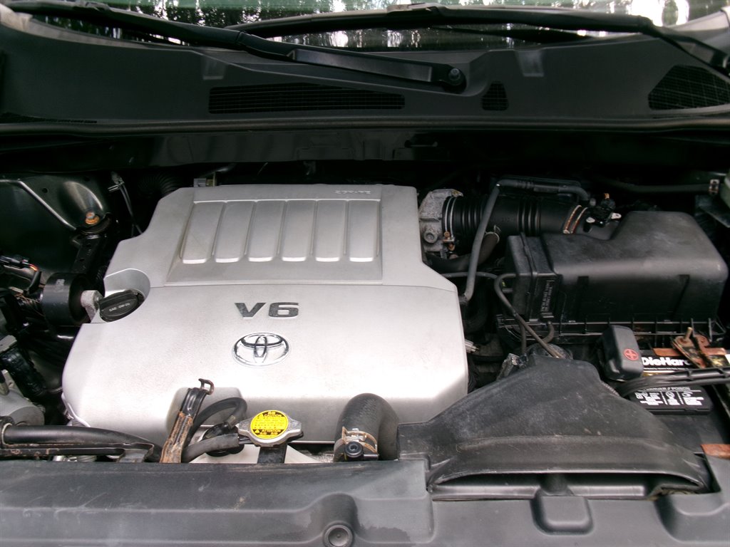 2012 Toyota Highlander - $11,995