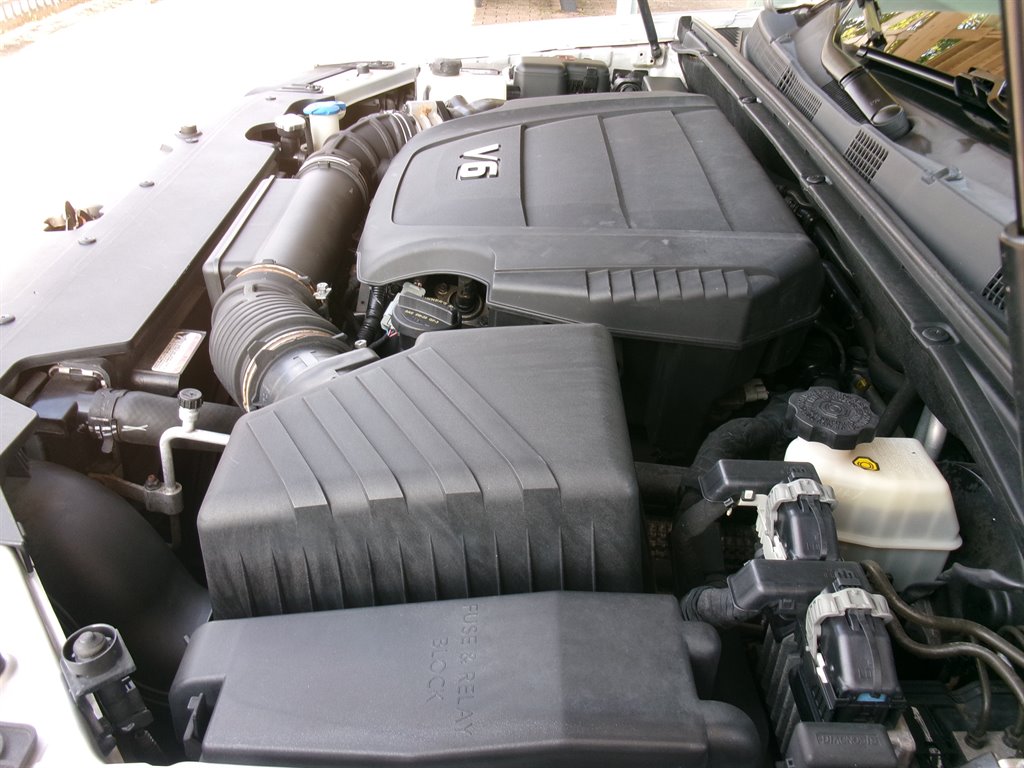 2009 Kia Borrego - $8,995