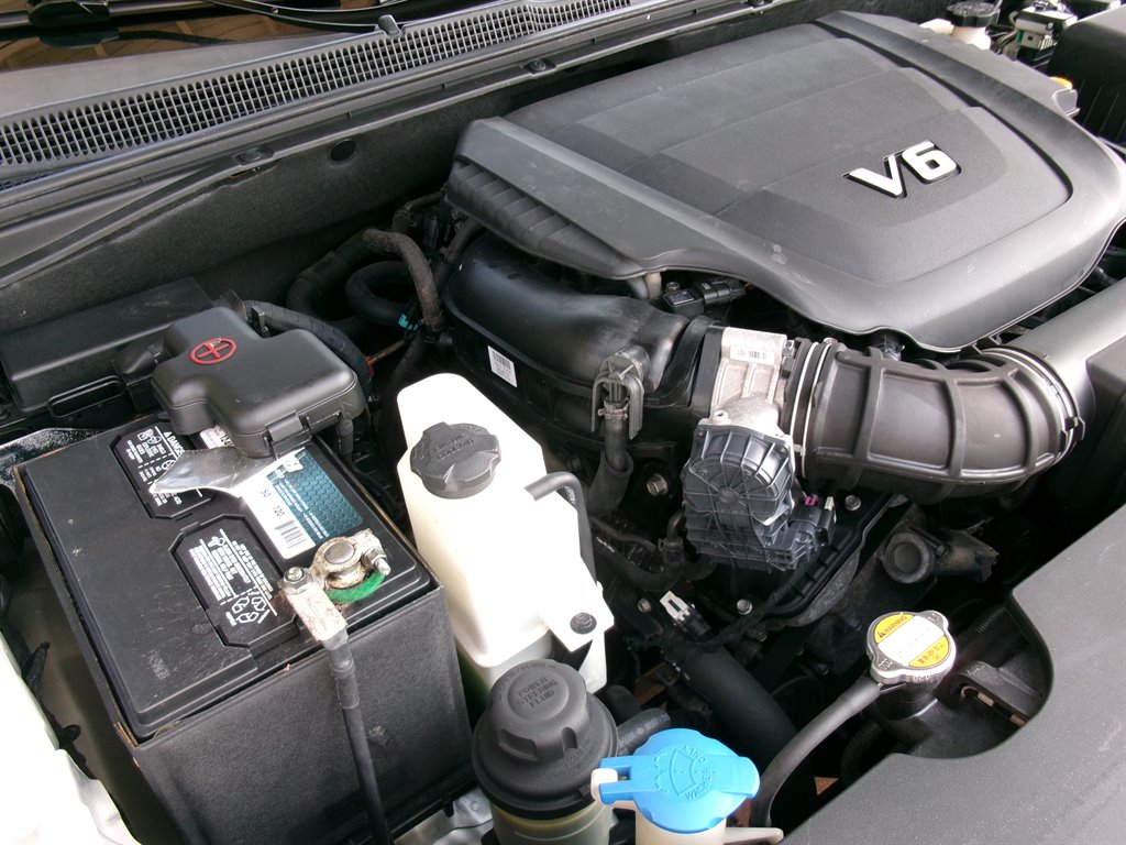 2009 Kia Borrego - $8,995
