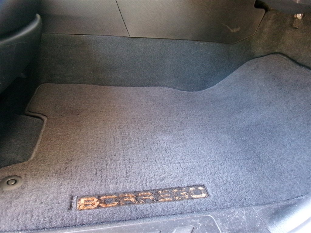 2009 Kia Borrego - $8,995