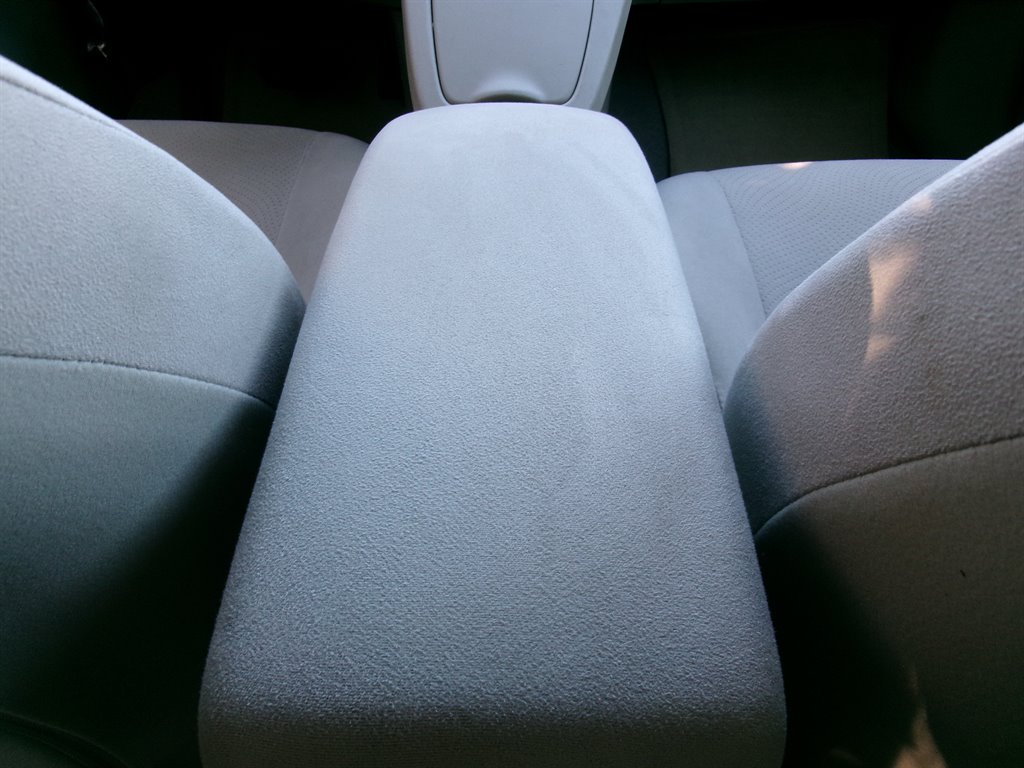 2010 Toyota Prius - $9,995