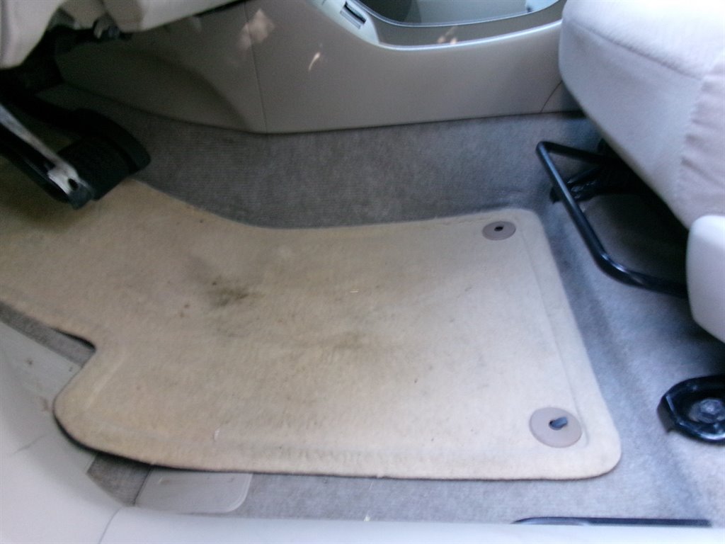 2010 Toyota Prius - $9,995