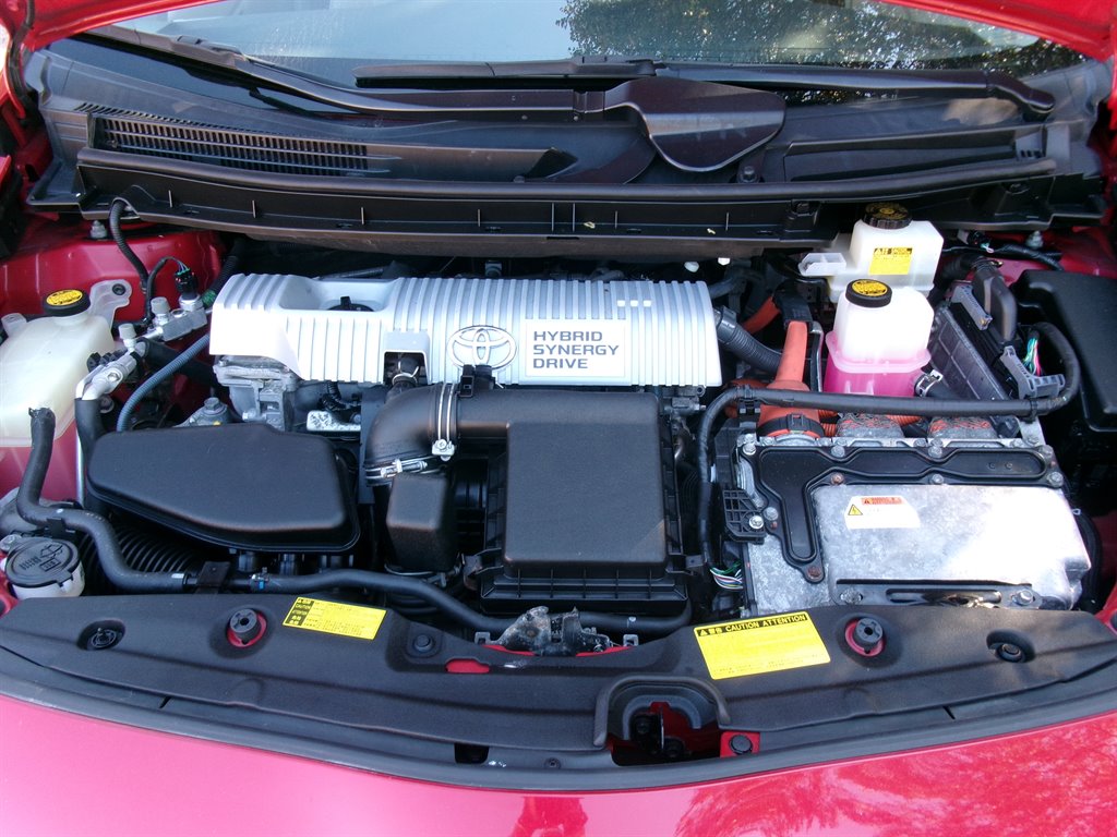 2010 Toyota Prius - $9,995