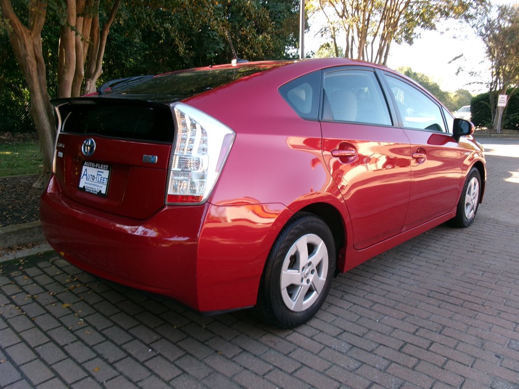 2010 Toyota Prius - $9,995