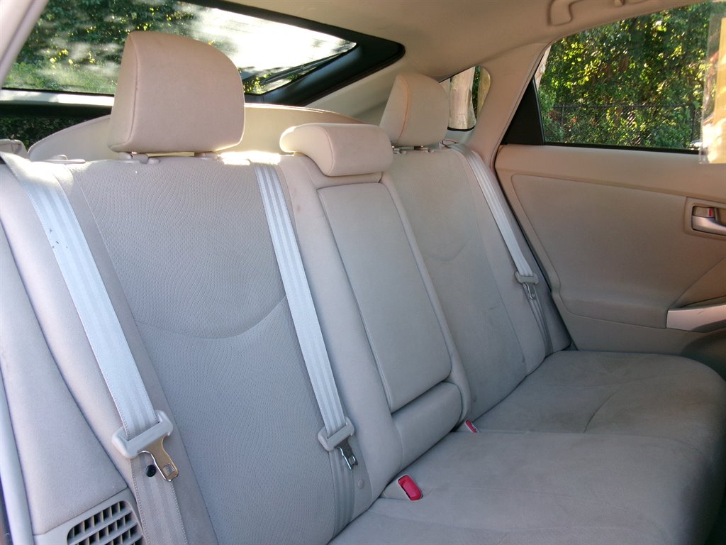 2010 Toyota Prius - $9,995