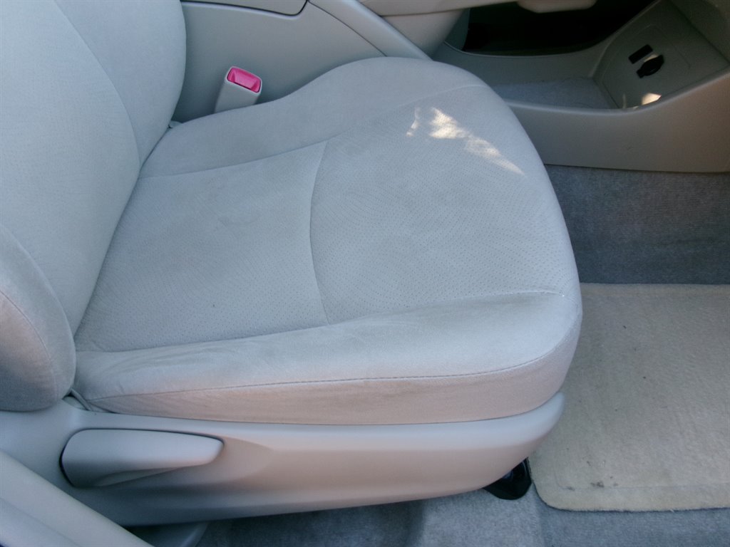 2010 Toyota Prius - $9,995