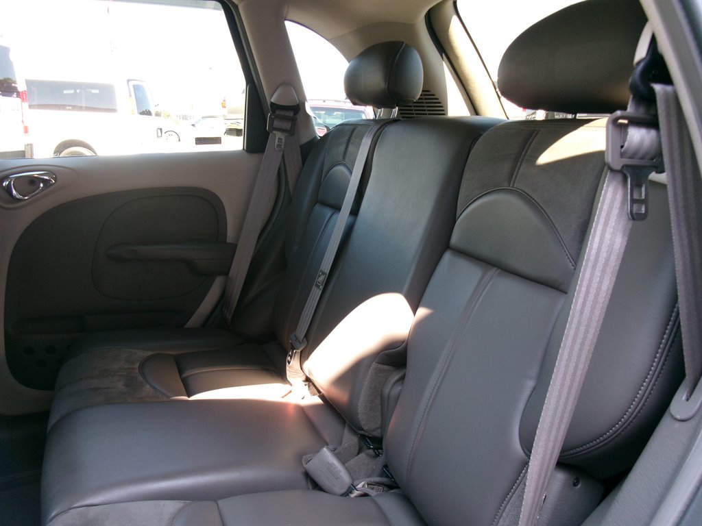 2001 Chrysler PT Cruiser - $8,995