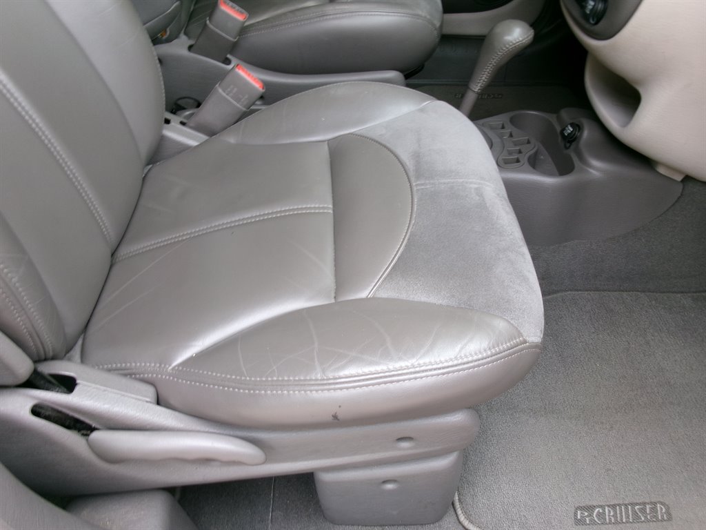 2001 Chrysler PT Cruiser - $8,995