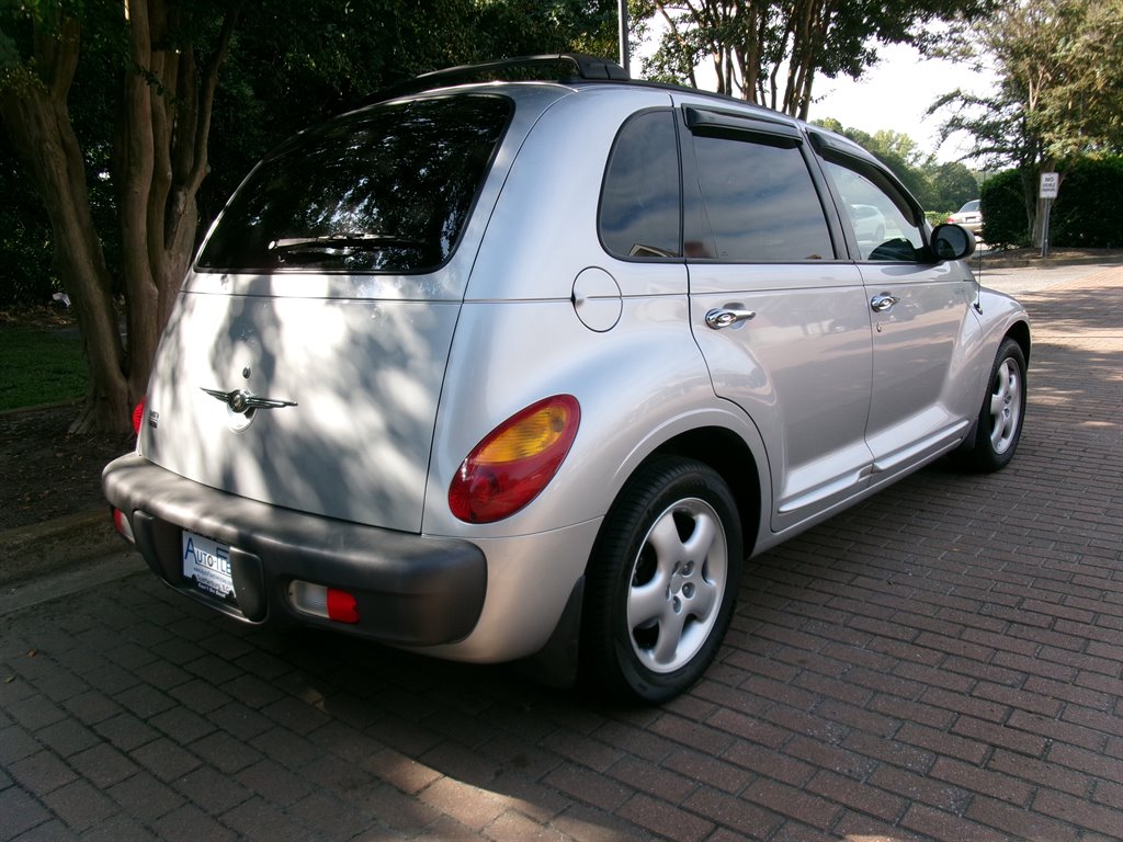 2001 Chrysler PT Cruiser - $8,995