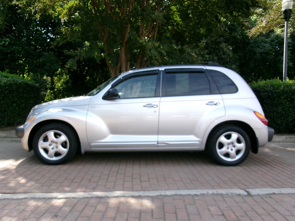 2001 Chrysler PT Cruiser - $8,995
