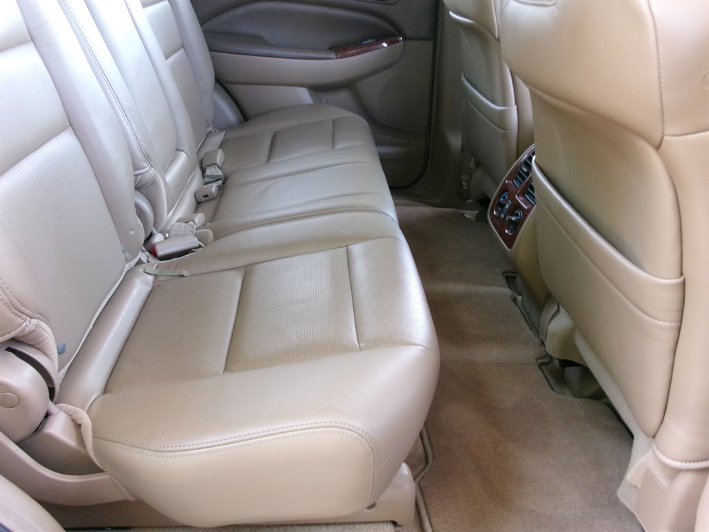2005 Acura MDX - $11,995