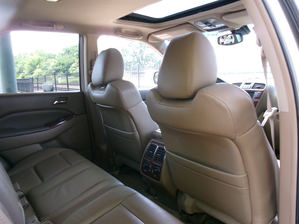 2005 Acura MDX - $11,995
