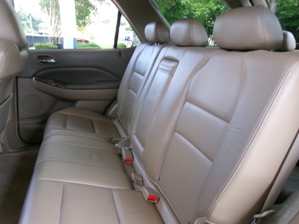 2005 Acura MDX - $11,995