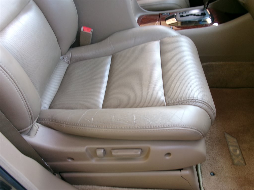 2005 Acura MDX - $11,995