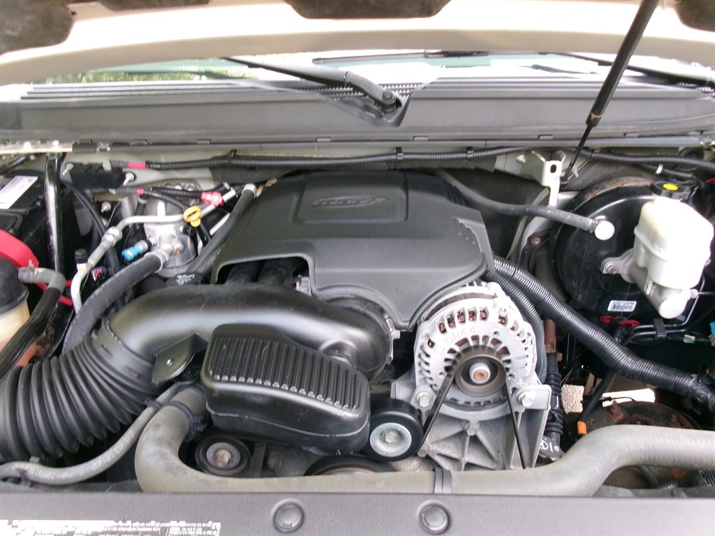 2008 Chevrolet Suburban - $21,995