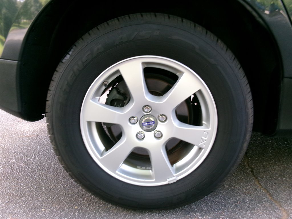 2012 Volvo XC60 - $9,995