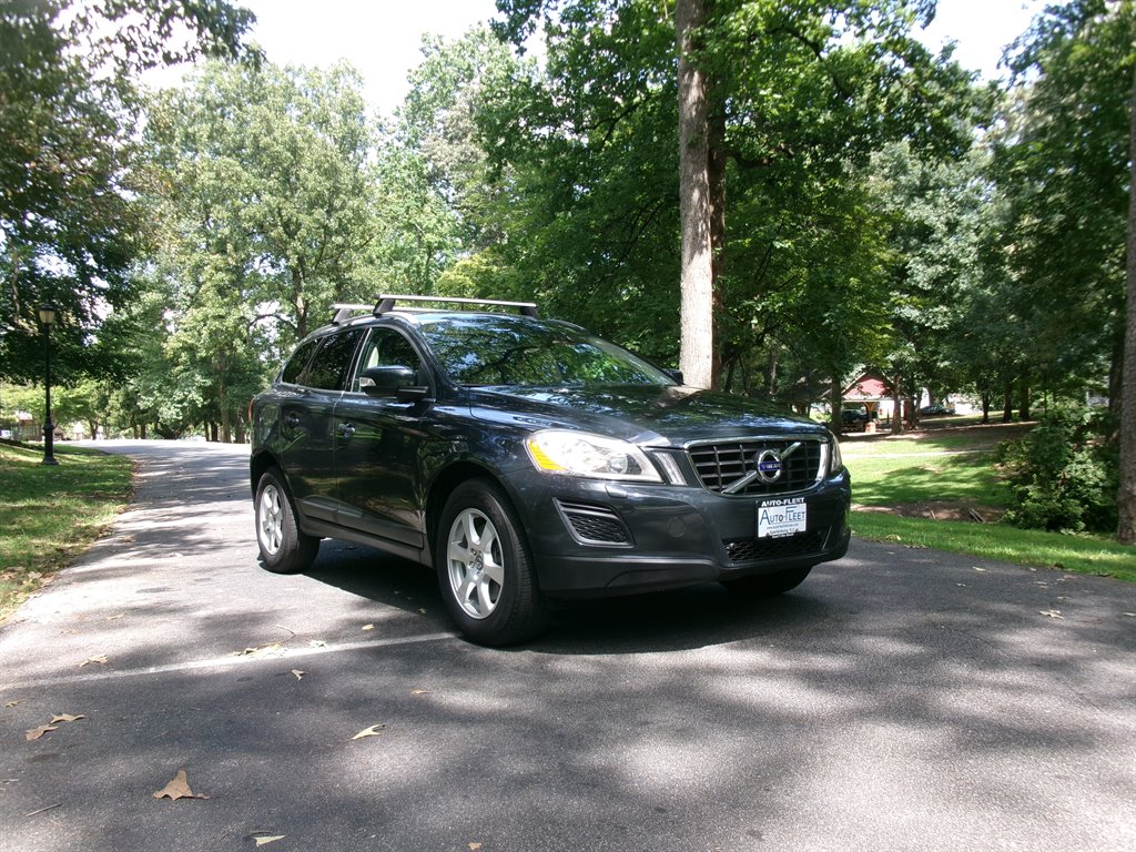 2012 Volvo XC60 - $9,995