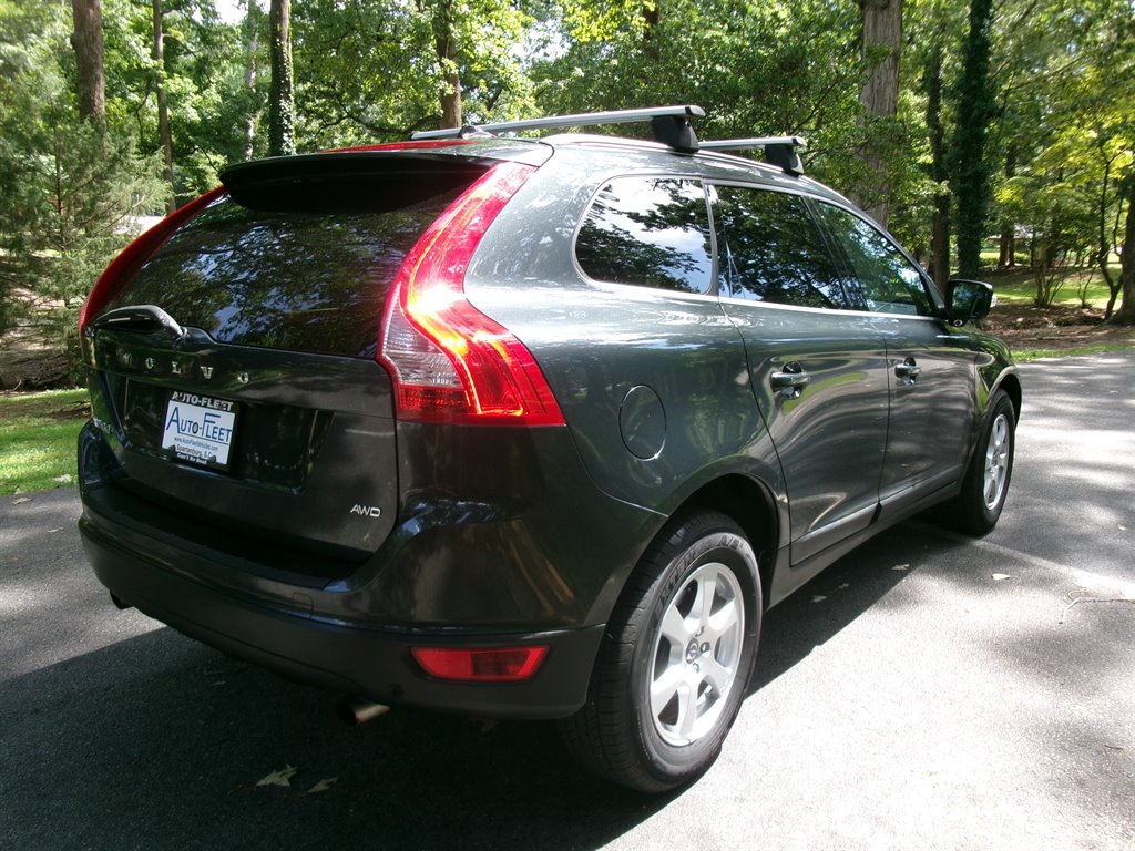 2012 Volvo XC60 - $9,995