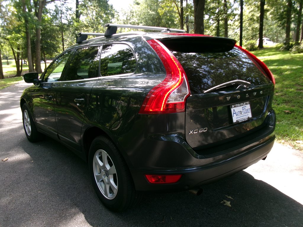 2012 Volvo XC60 - $9,995