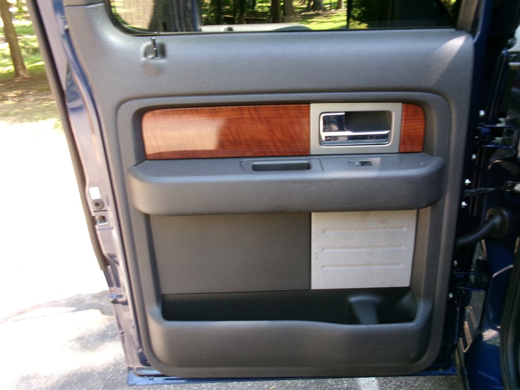 2010 Ford F-150 - $16,995