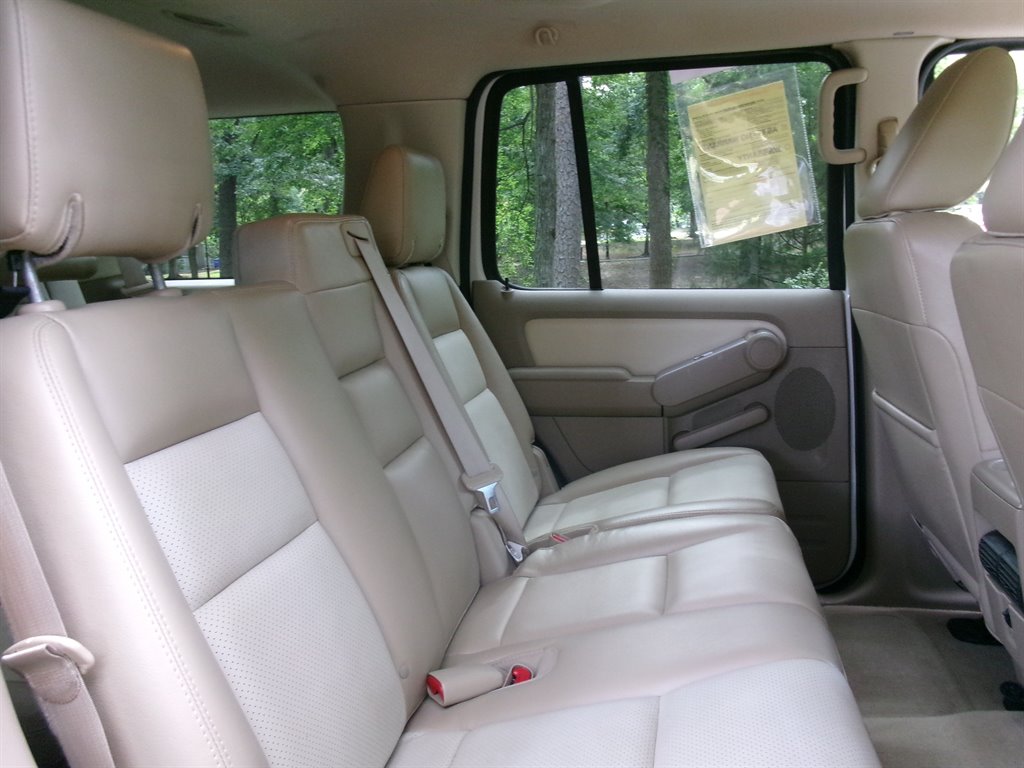 2010 Mercury Mountaineer - $9,995