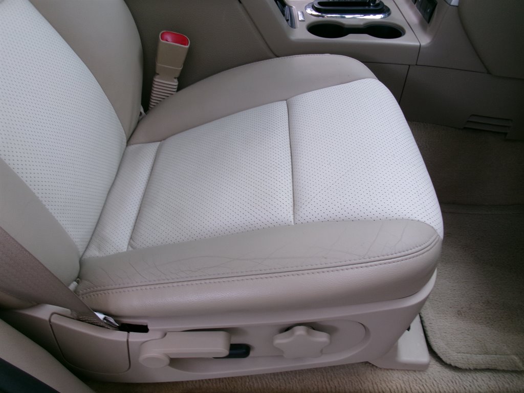 2010 Mercury Mountaineer - $9,995